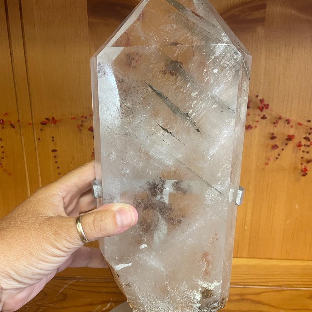 4.9 kg HQ Clear Quartz w/ Garden inclusions